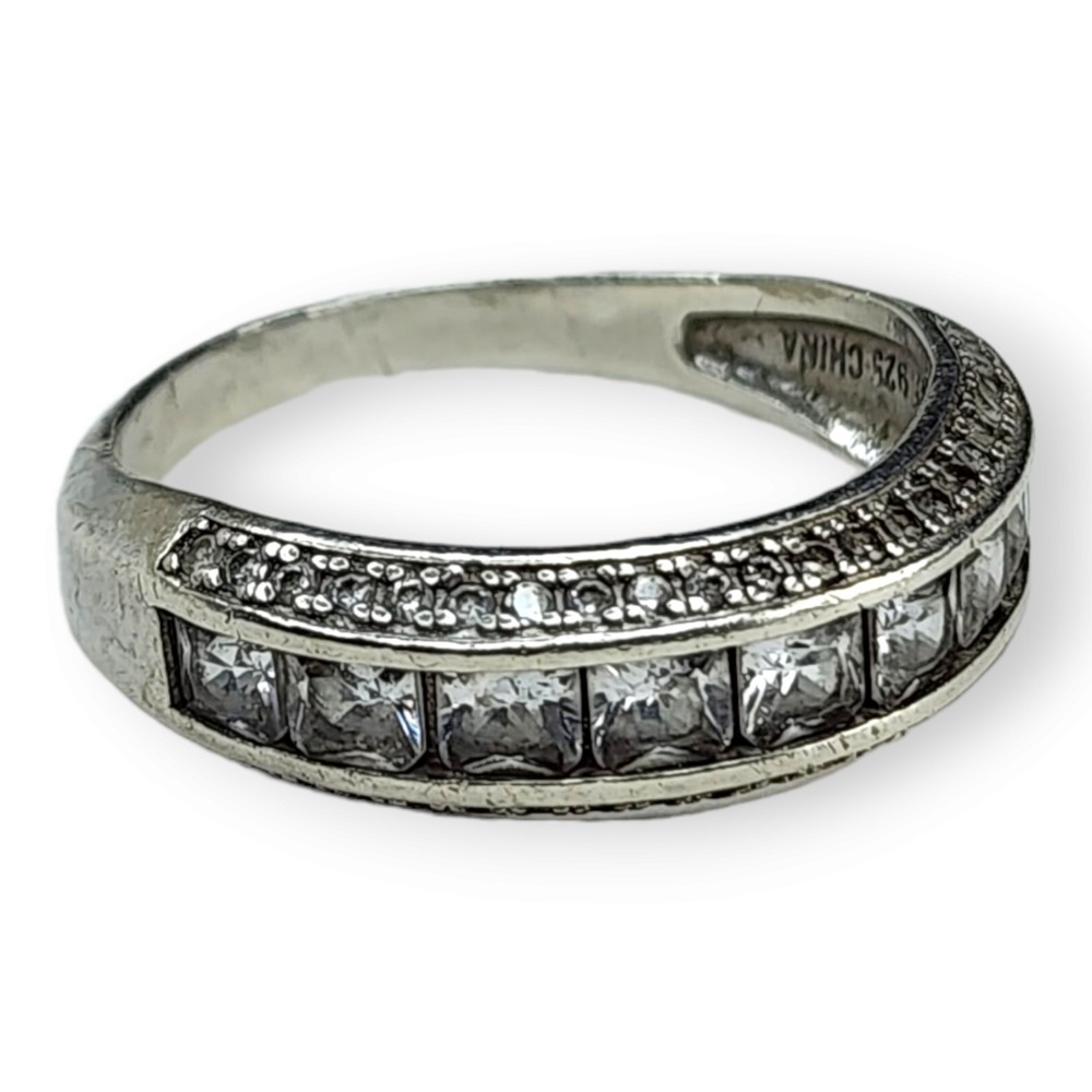 Vintage Sterling Silver 925 Clear Faceted Cubic Zirconia Ring Size 8 Signed‎